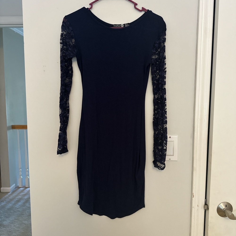 Elegant Dark Blue Lace Sleeve Dress